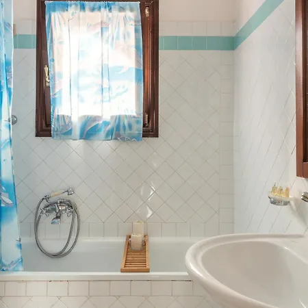 Charming Small Bella Sleeps 4 No Pool Apartament Punta de su Torrione