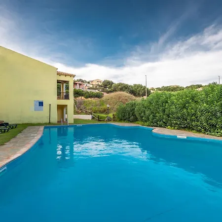 Apartment Charming Small Bella Sleeps 4 Punta de su Torrione