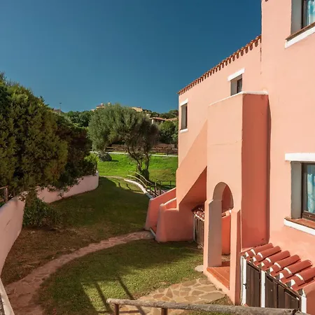 Apartment Charming Small Bella Sleeps 4