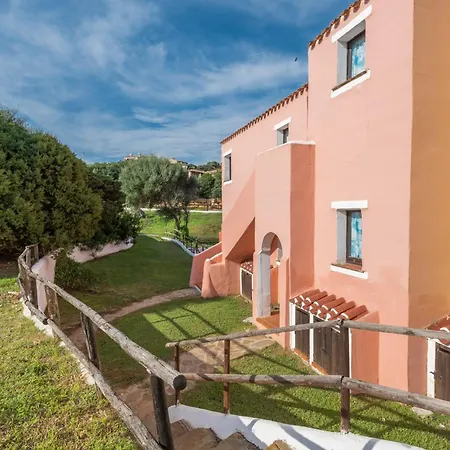 Charming Small Bella Sleeps 4 Punta de su Torrione