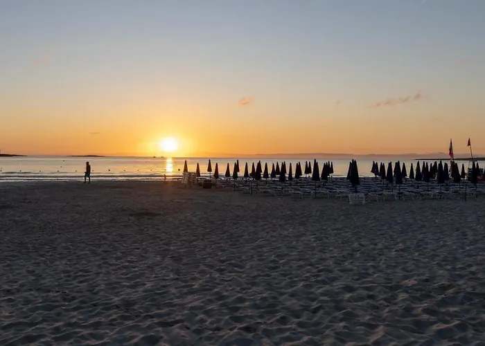 Charming Small Bella Sleeps 4 No Pool アパート Punta de su Torrione