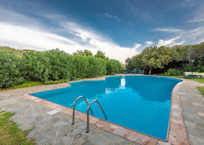 Charming Small Bella Sleeps 4 No Pool *